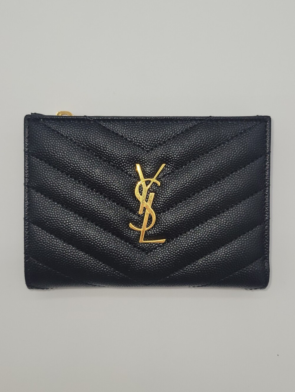 NWOTs! Saint Laurent Black Cheveron Quilted Pebbked Leather Bi- Fold Wallet - Picture 2 of 9